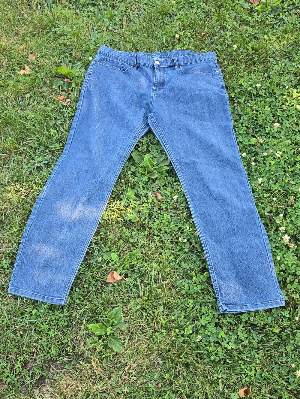 Perry Ellis Medium Blue Denim Jeans with Silver Button